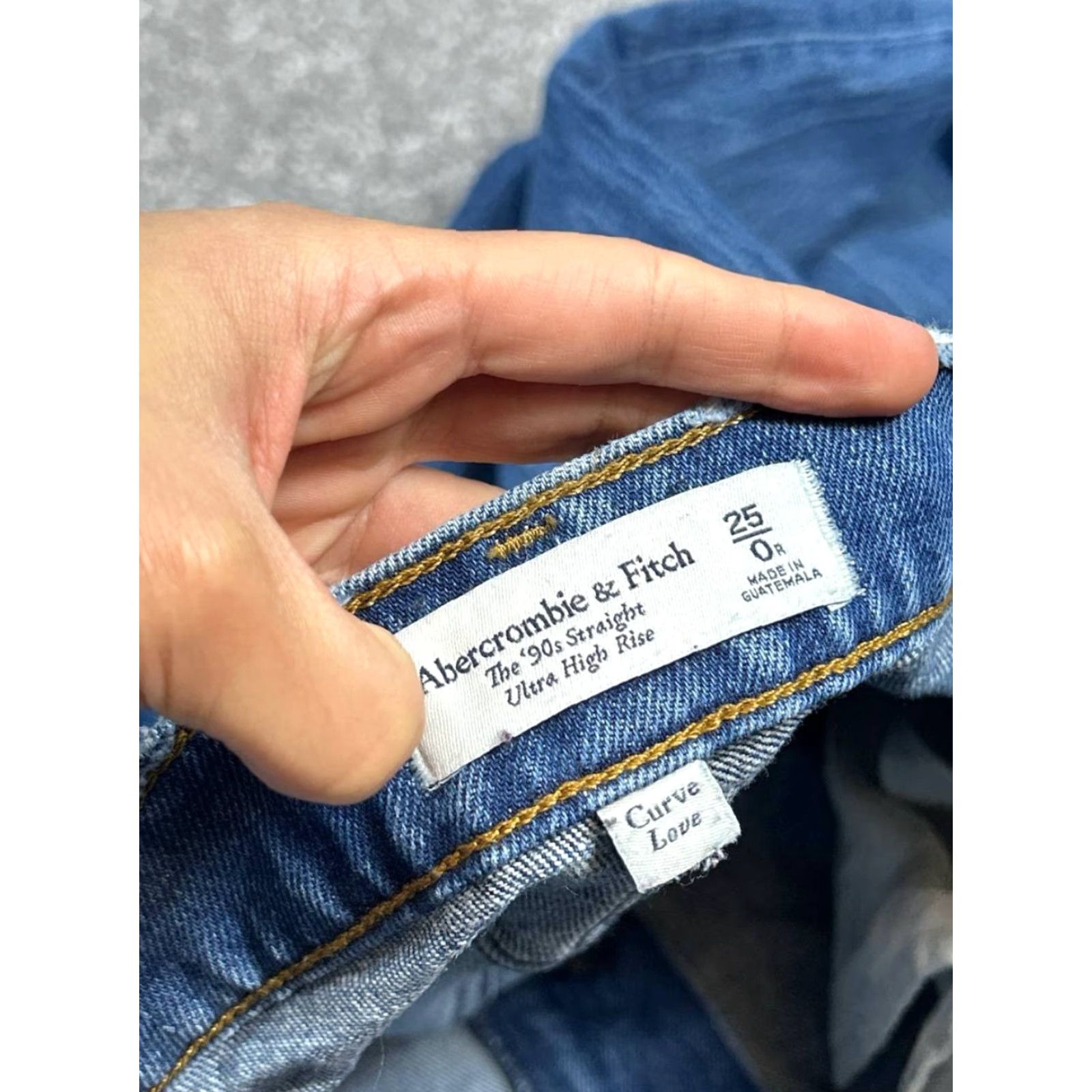 Abercrombie & Fitch Abercrombie & Fitch Curve Love The 90s Straight Jeans Womens 25 Blue Denim Ultra High Rise 23x28 Size 42" / US 20 - 7 Thumbnail