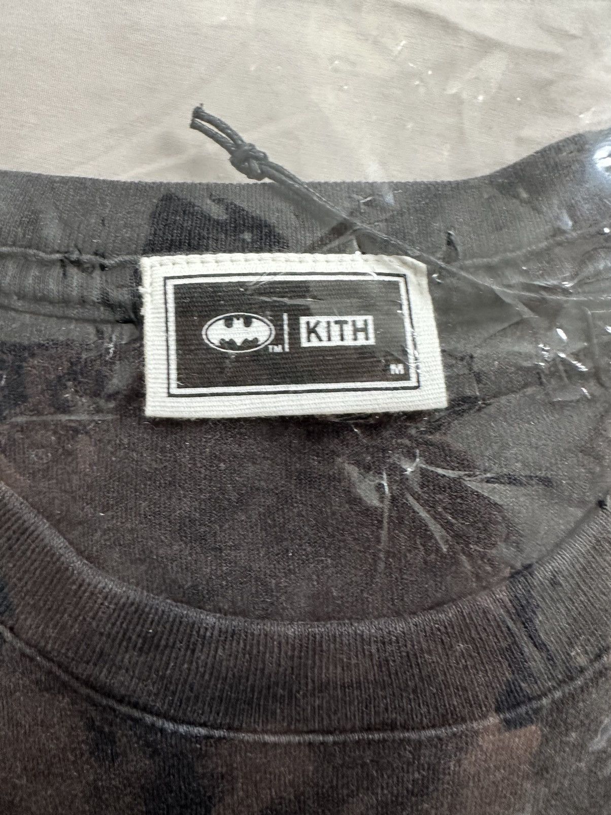 Kith Batman Dark Knight Vintage Tee Size US M / EU 48-50 / 2 - 3 Thumbnail