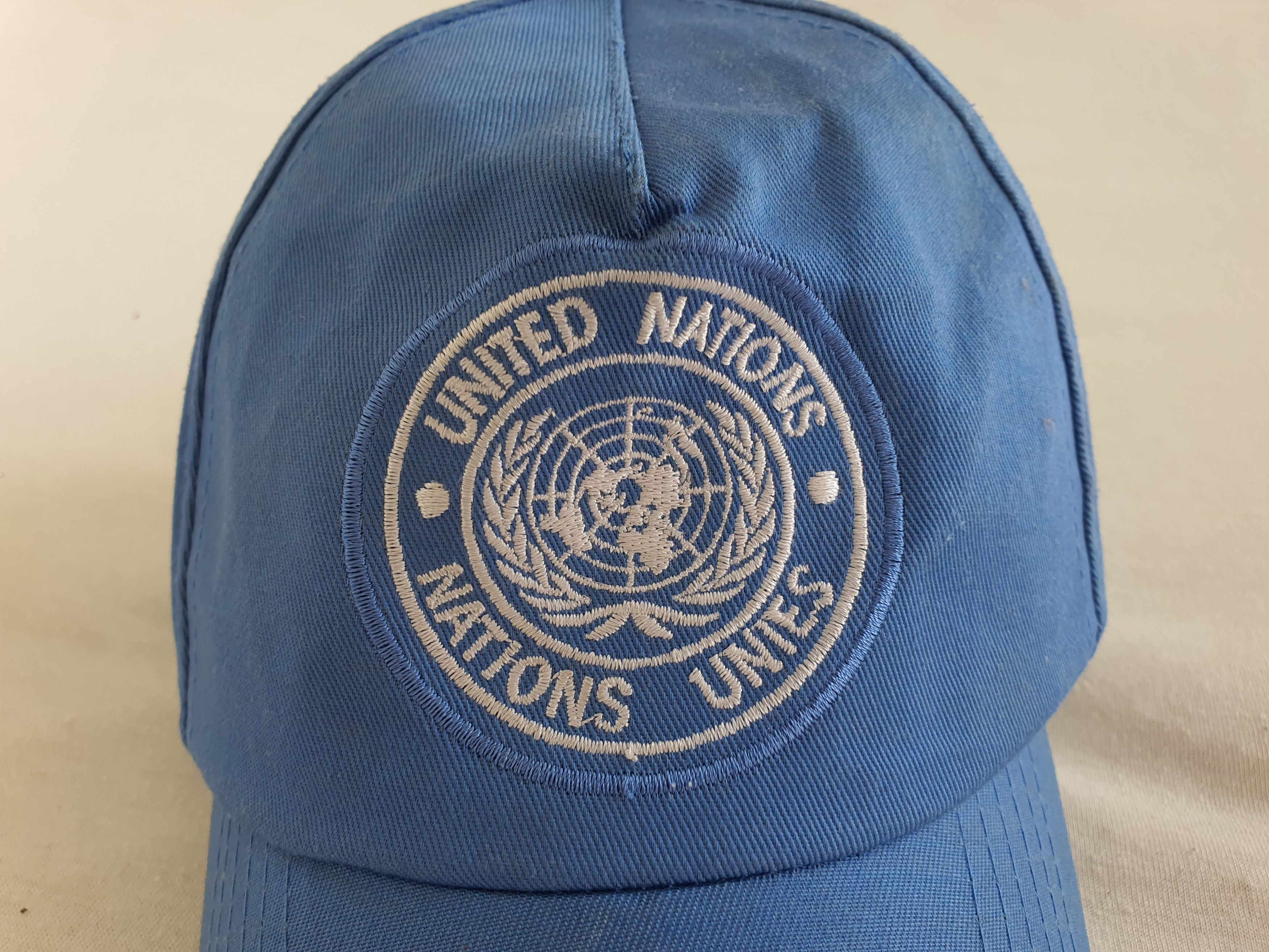 Vintage UNITED NATIONS - Baseball Cap Snapback - Vintage (90s 00s) Size ONE SIZE - 3 Thumbnail
