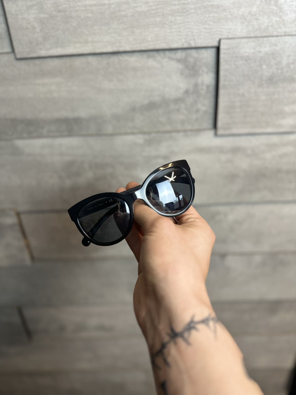 Chanel Chanel Sunglasses Size ONE SIZE - 1 Thumbnail