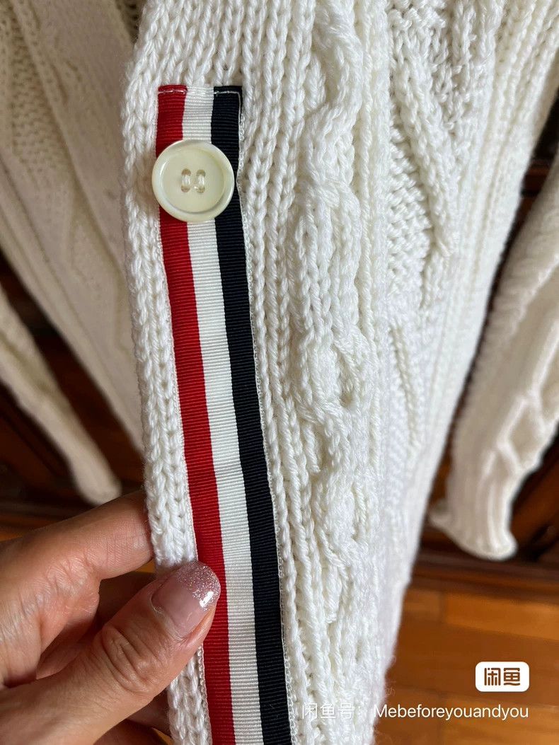 Thom Browne Thom Browne White semi-long knit sweater Size US XXS / EU 40 - 4 Thumbnail