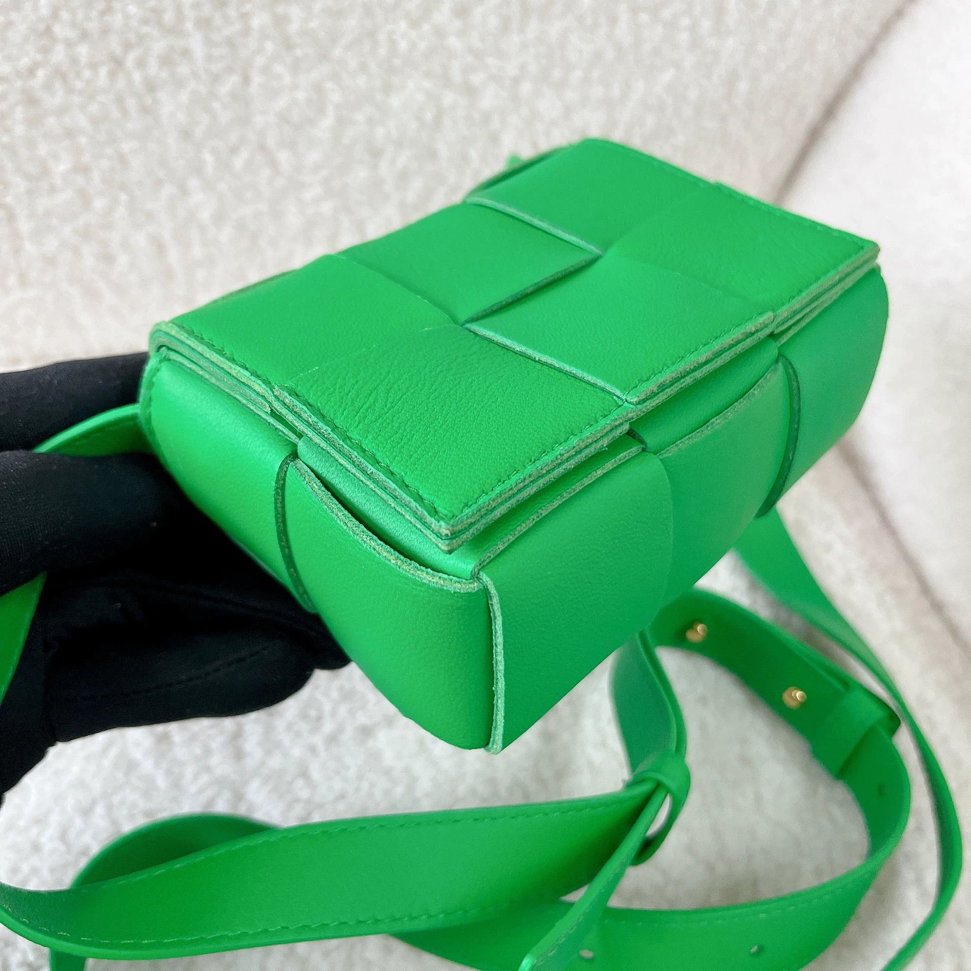 Bottega Veneta Bottega Veneta green woven Tofu crossbody bag Size ONE SIZE - 5 Thumbnail