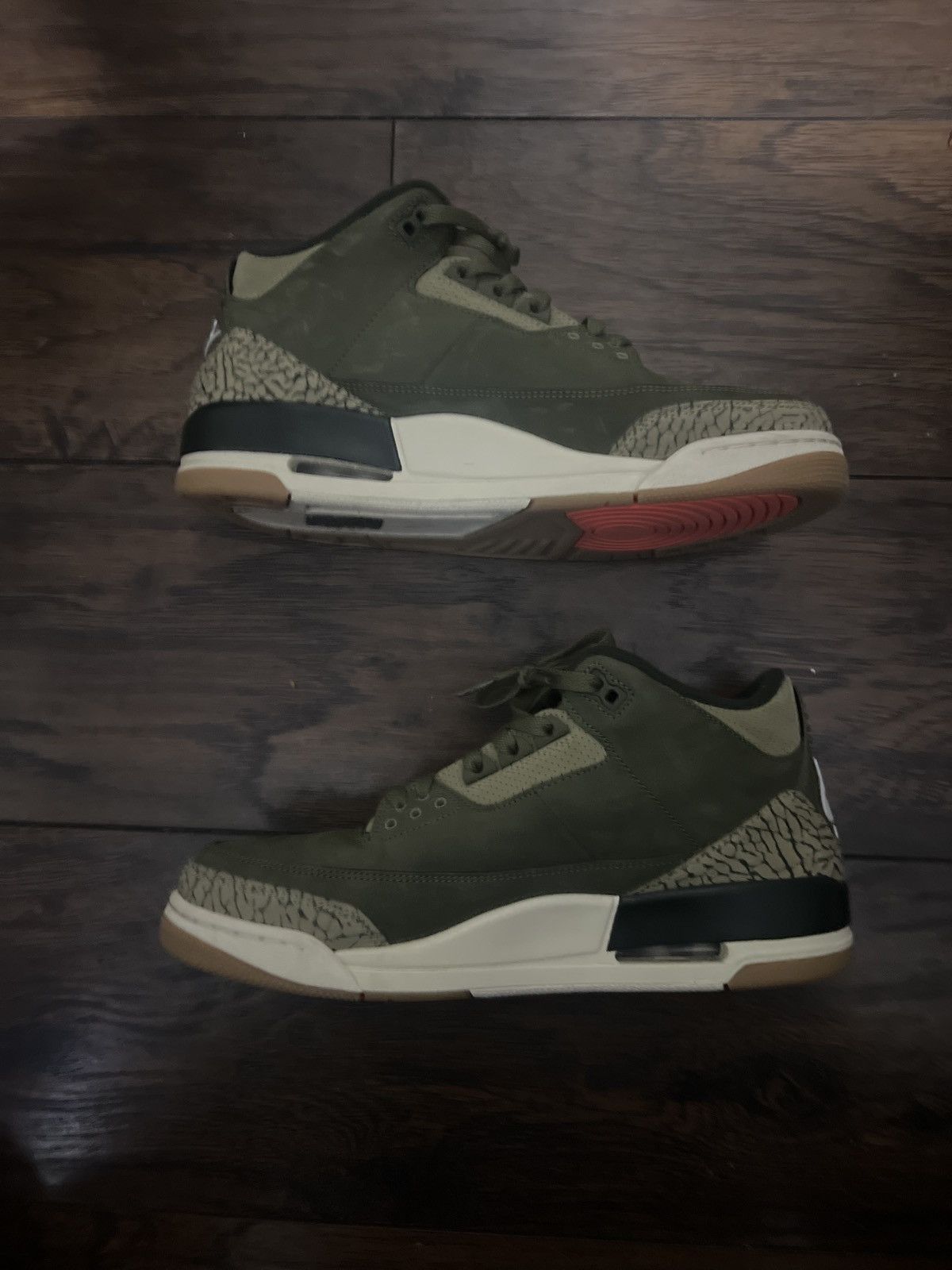 Jordan Brand Jordan 3 Family Affair Size US 11 / EU 44 - 1 Thumbnail