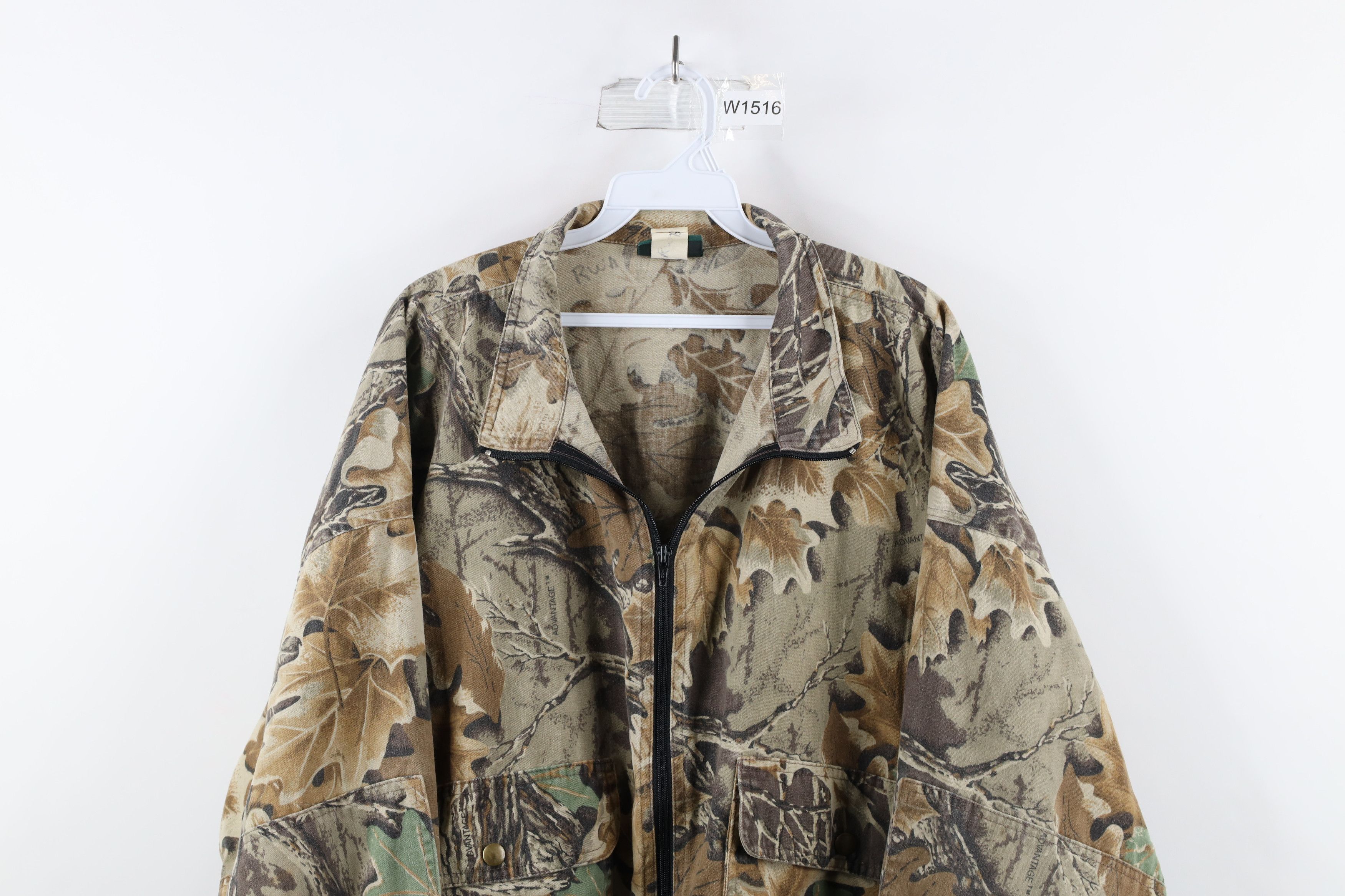 Vintage 90s Cabelas Camouflage Full Zip Bomber Jacket USA