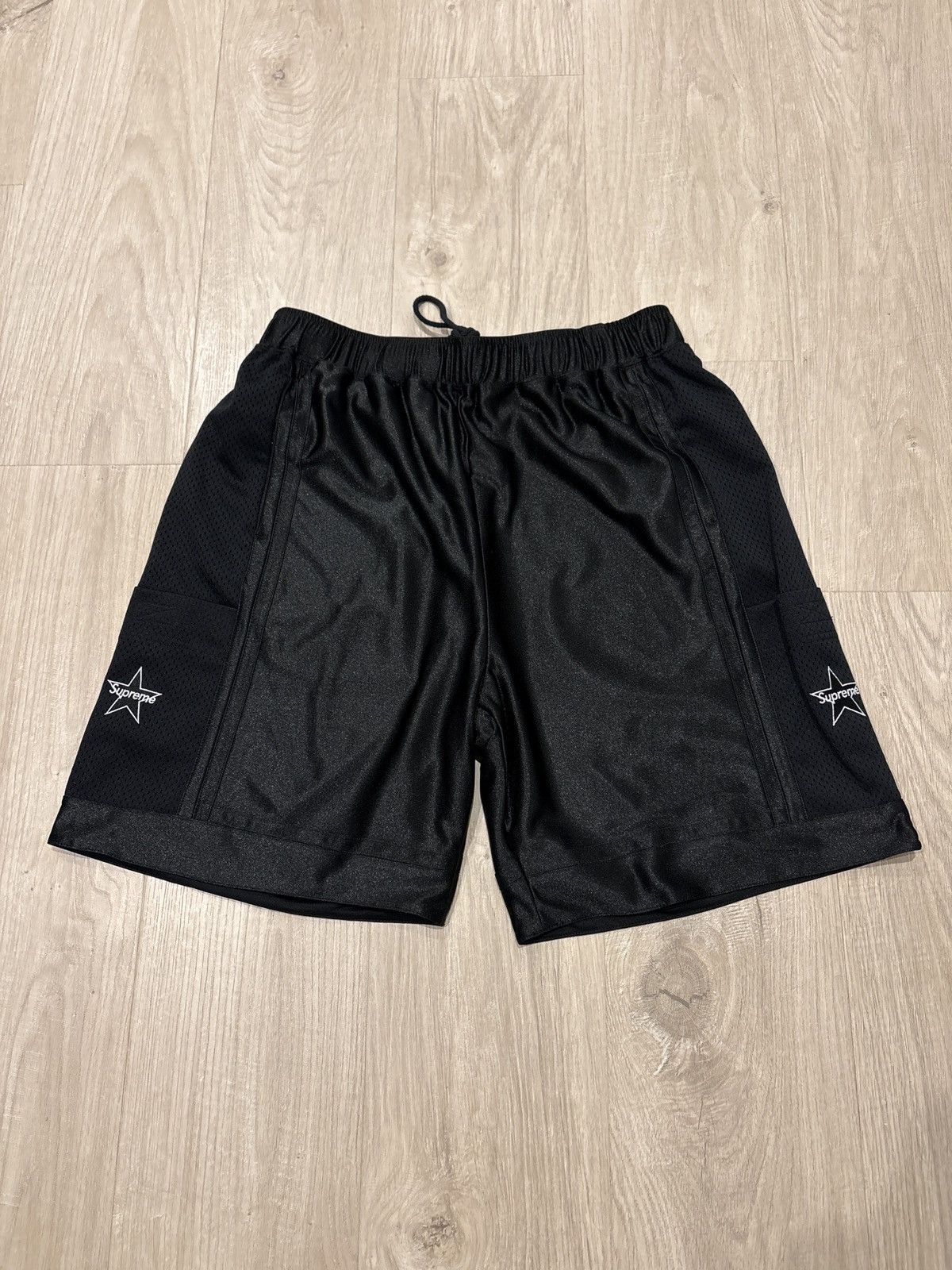 ウェア Supreme Side Pocket Basketball Short Supreme Side Pocket Basketball Short L - メルカリ