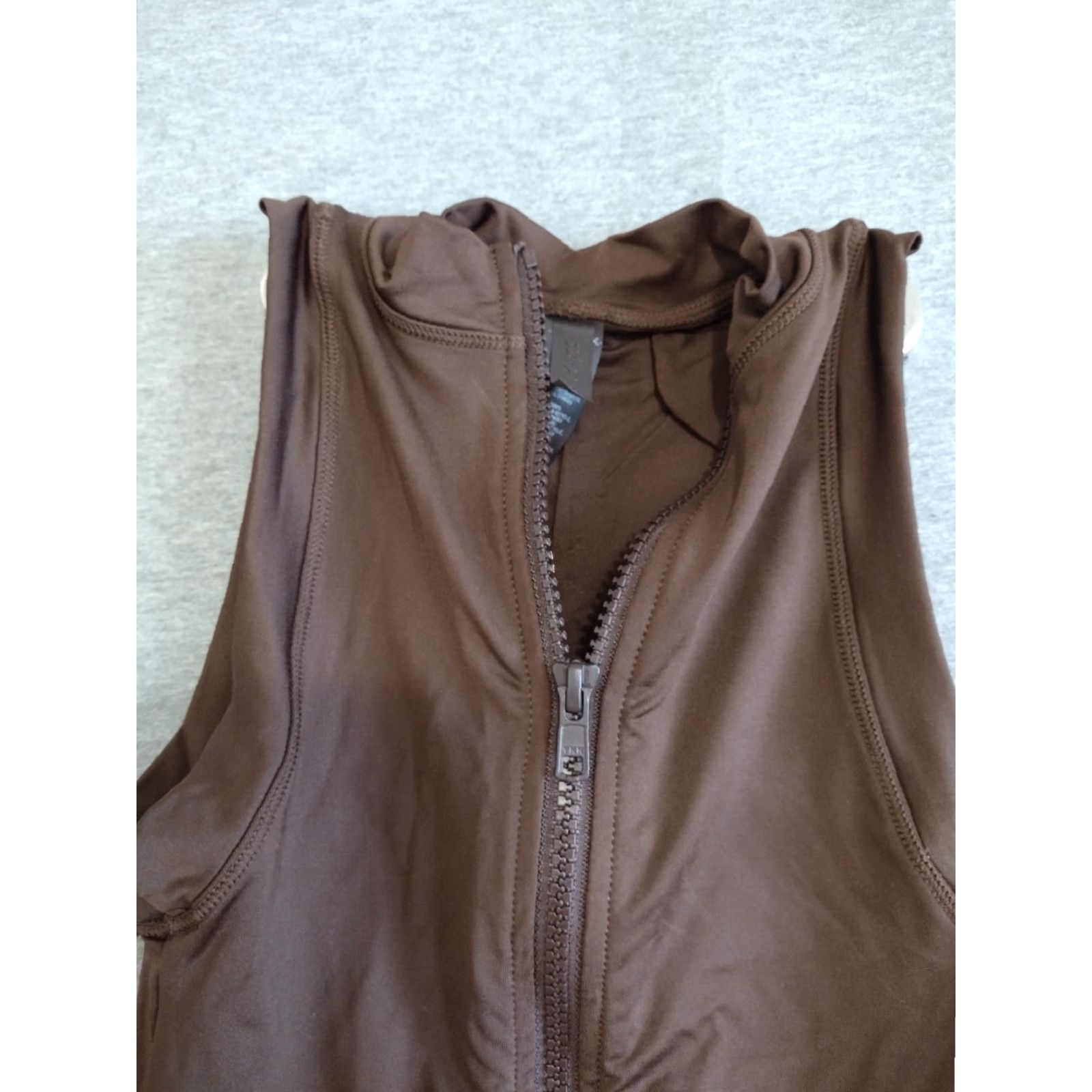 SKIMS VINTAGE SKIMS Women"s Swim Mock Neck Cycle Body Short Suit Zip Cocoa XXS SW-BSS-0023 Size 24" / US 00 / IT 34 - 3 Thumbnail