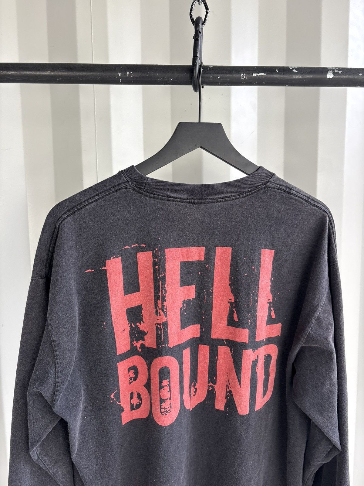 Band Tees Thrashed Pantera Hell Bound Faded Distressed Shirt GRUNGE Size US XL / EU 56 / 4 - 4 Thumbnail