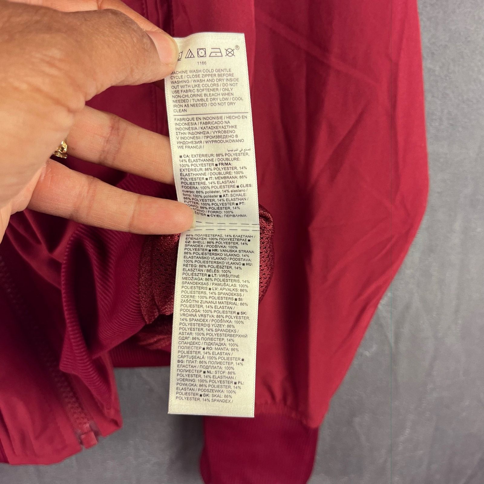 Athleta Athleta Men's Medium Jacket Performance Windbreaker Full Zip Size US M / EU 48-50 / 2 - 7 Thumbnail