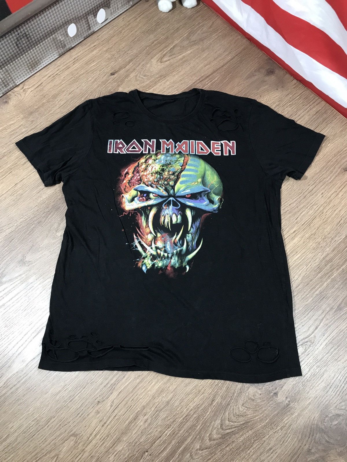 Band Tees Iron Maiden Distressed T Shirt Size US L / EU 52-54 / 3 - 1 Thumbnail