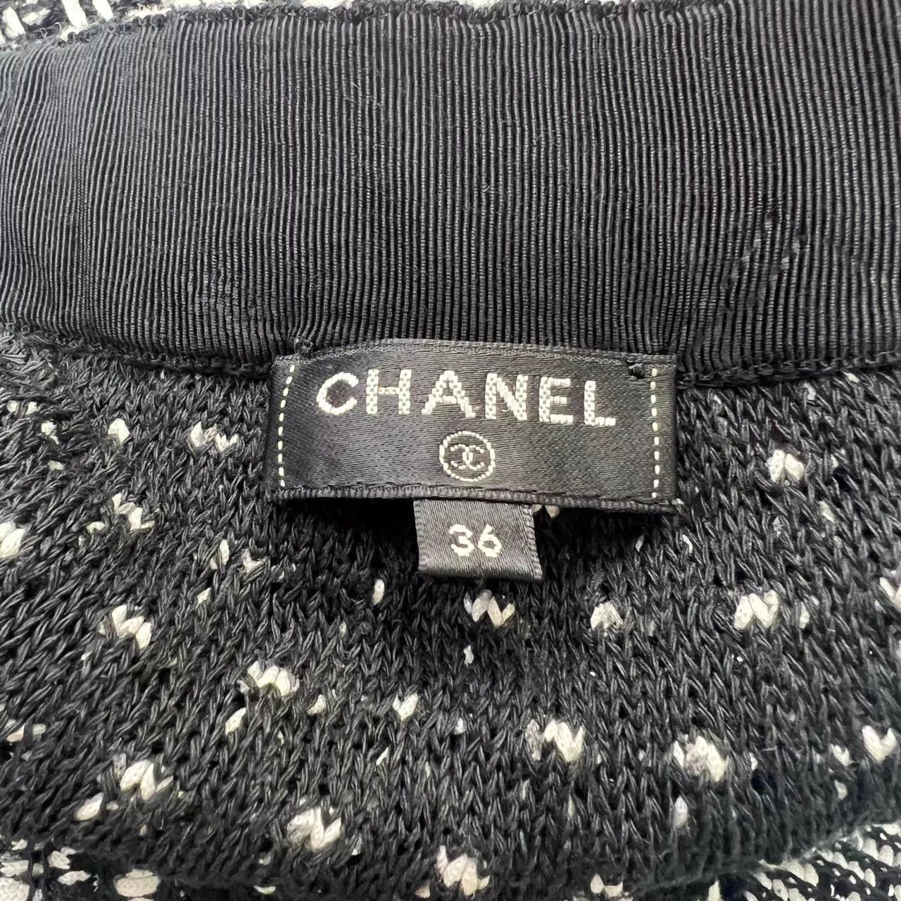 Chanel Chanel Black & White Woven CC Skirt K12 Size 25" / US 0 / IT 36 - 6 Thumbnail