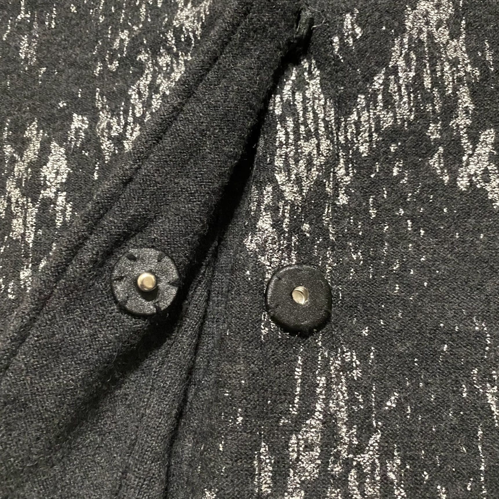 Vintage Chico's Cardigan Sweater NWT Jacket Women L Gray Fur Trim Button Knit /Wool Heavyweight All Seasons Casual Holiday 90s? Size L / US 10 / IT 46 - 4 Thumbnail