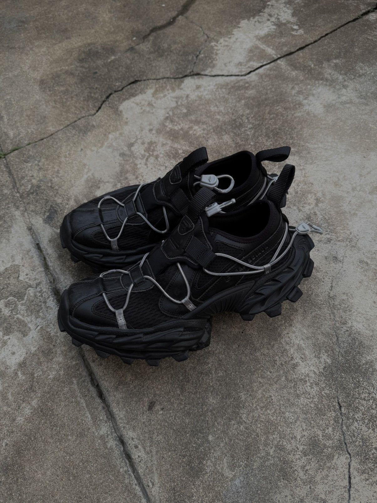 Balenciaga SS25 Hike Sneakers Black Size US 9 / EU 42 - 1 Thumbnail