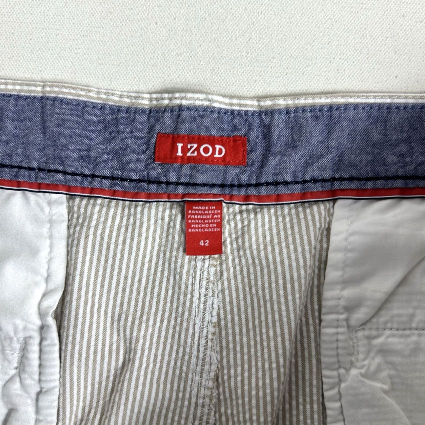 Izod IZOD GOLF Men's Shorts 42 Seersucker Striped Beige Inseam 10 Casual Size US 42 / EU 58 - 6 Thumbnail