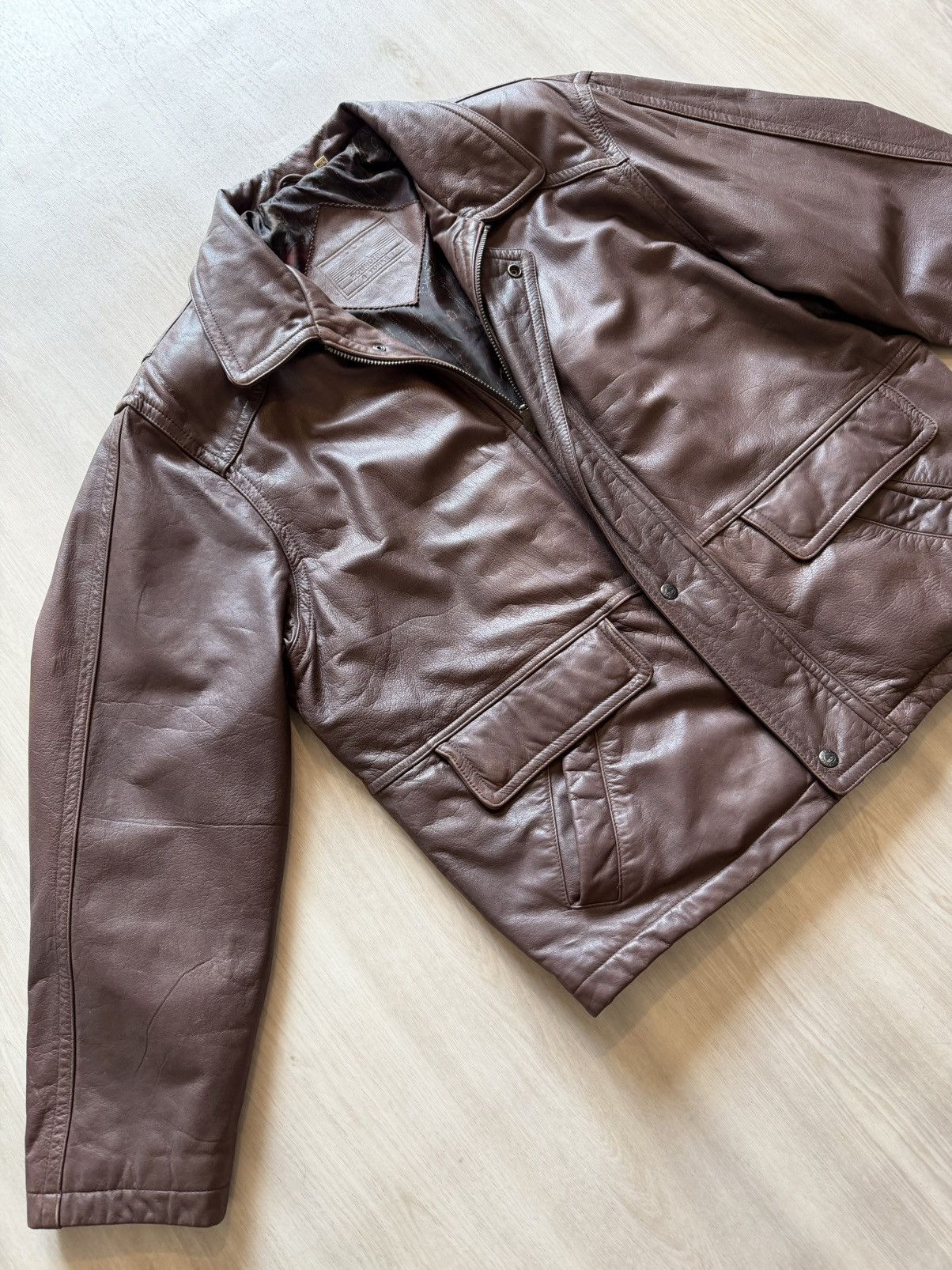 Roundtree & Yorke intage Roundtree & Yorke Leather Bomber Sz L Size US L / EU 52-54 / 3 - 3 Thumbnail