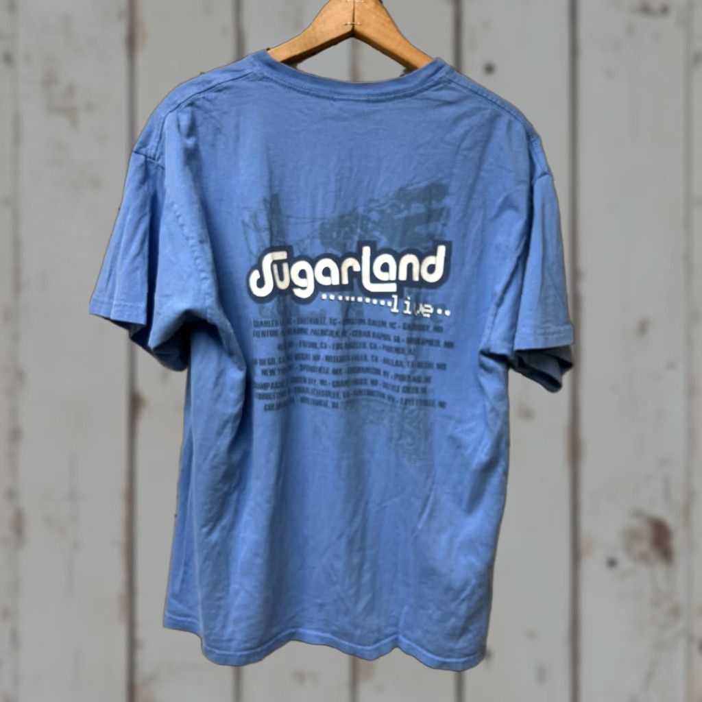 Gildan Sugarland T Shirt Adult Large L Blue Back band Concert Tee Country Music Cotton Size US M / EU 48-50 / 2 - 1 Thumbnail