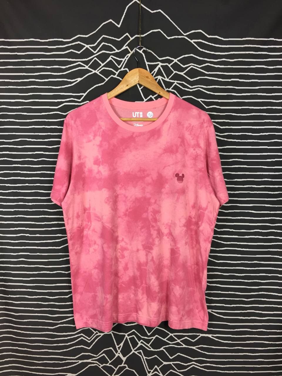 Disney × Japanese Brand × Uniqlo Uniqlo Disney Mickey Mouse Cartoon Tie Dye Tee Size US XL / EU 56 / 4 - 1 Thumbnail