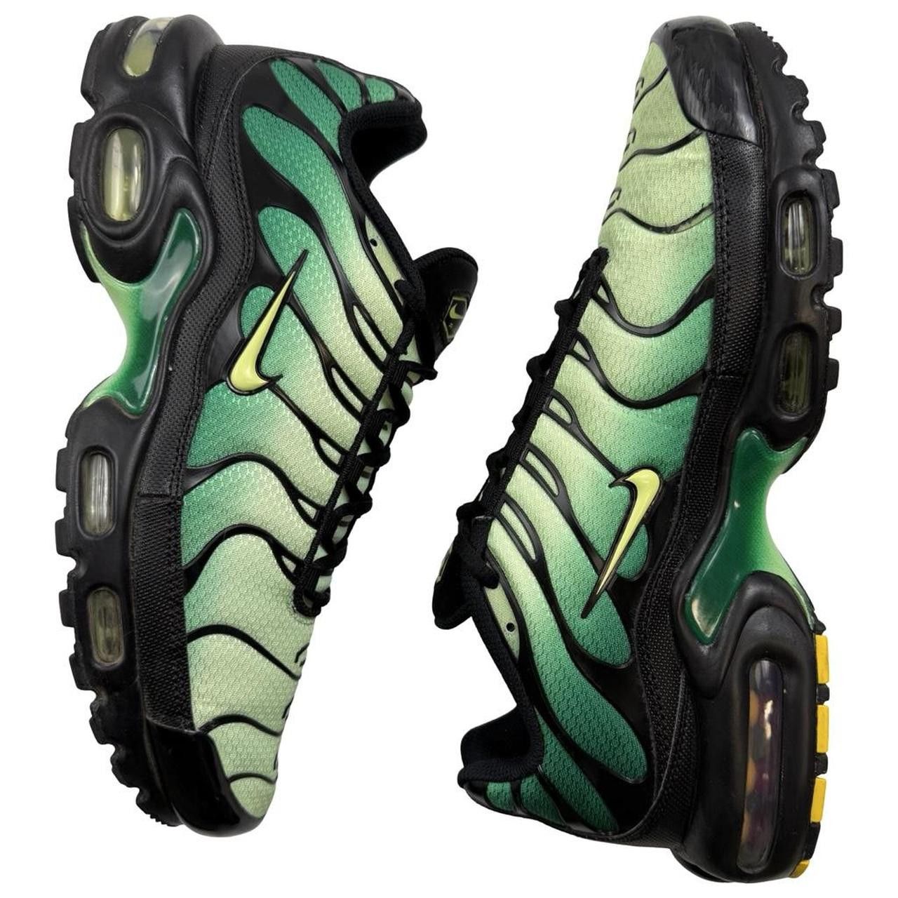 Nike Nike Air Max Plus TN Vapor Green Malachite - Size US 9.5 Size US 9.5 / EU 42-43 - 3 Thumbnail