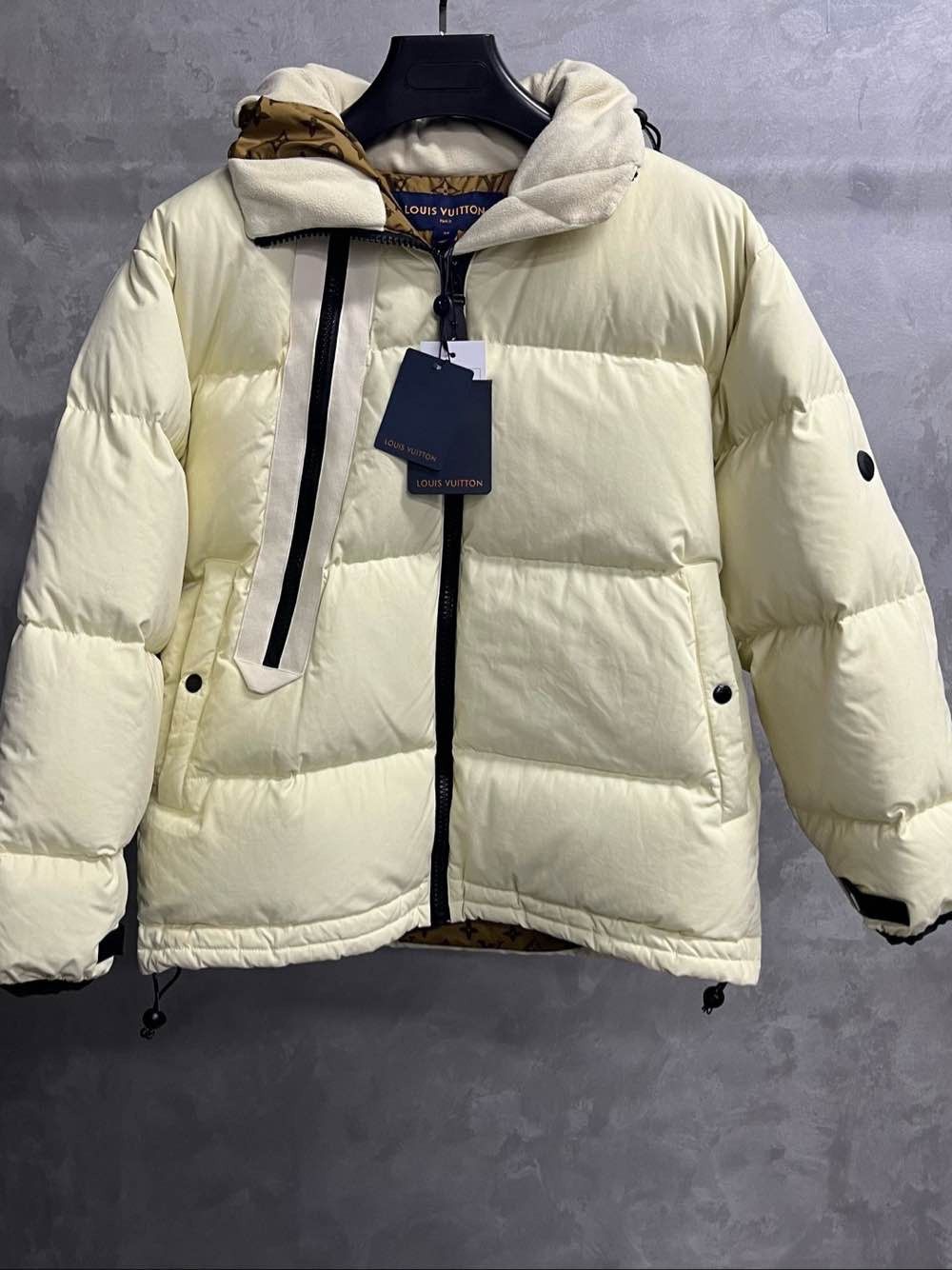 Louis Vuitton Louis Vuitton Monogram Puffer Jacket Size 32 Size XXS / US 00 / IT 34 - 1 Thumbnail