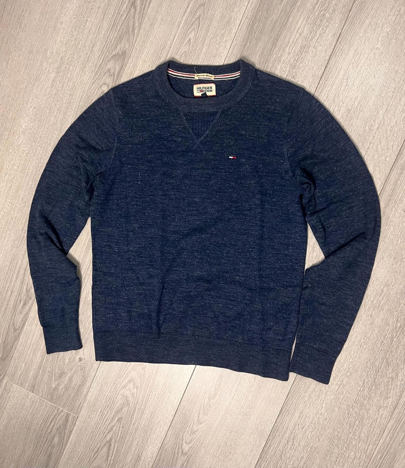 Designer Vintage Tommy Hilfiger Denim Navy Crewneck Sweatshirt Size ONE SIZE - 2 Thumbnail