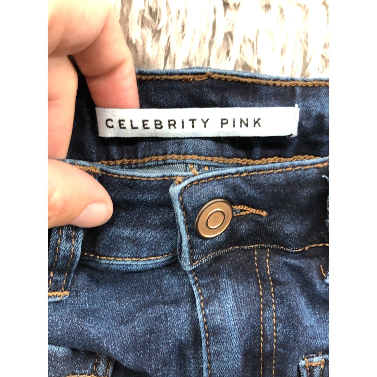 Vintage Celebrity Pink High Rise Boyfriend Shorts Juniors Size 3 Denim Blue 5-Pocket Logo Casual Womens Size 26" / US 2 / IT 38 - 6 Thumbnail