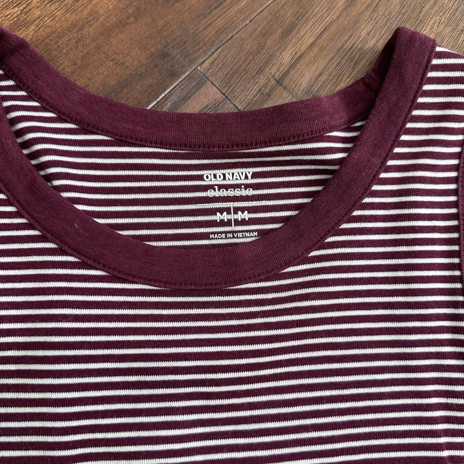 Old Navy Old Navy Classic Tank Top Size Medium Size M / US 6-8 / IT 42-44 - 3 Thumbnail