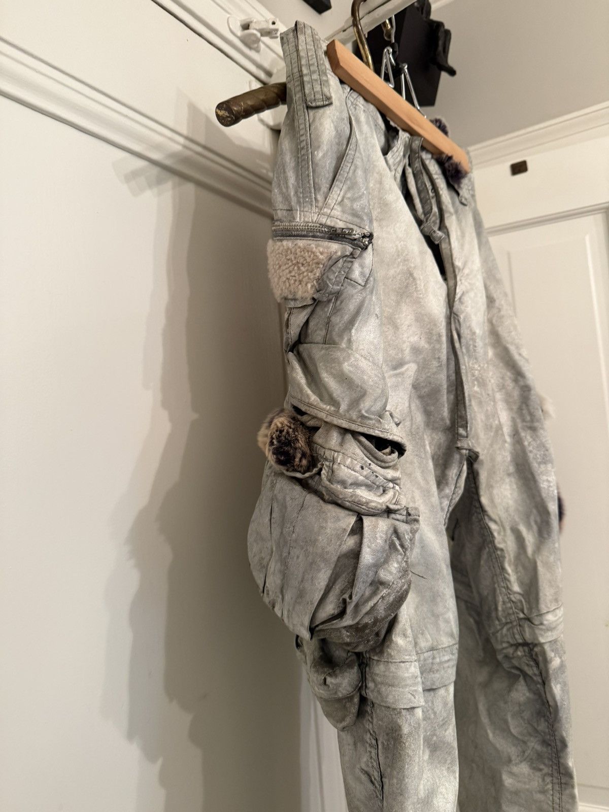 If Six Was Nine If six was nine silver grey pants cargo style Size 27" / US 4 / IT 40 - 2 Thumbnail