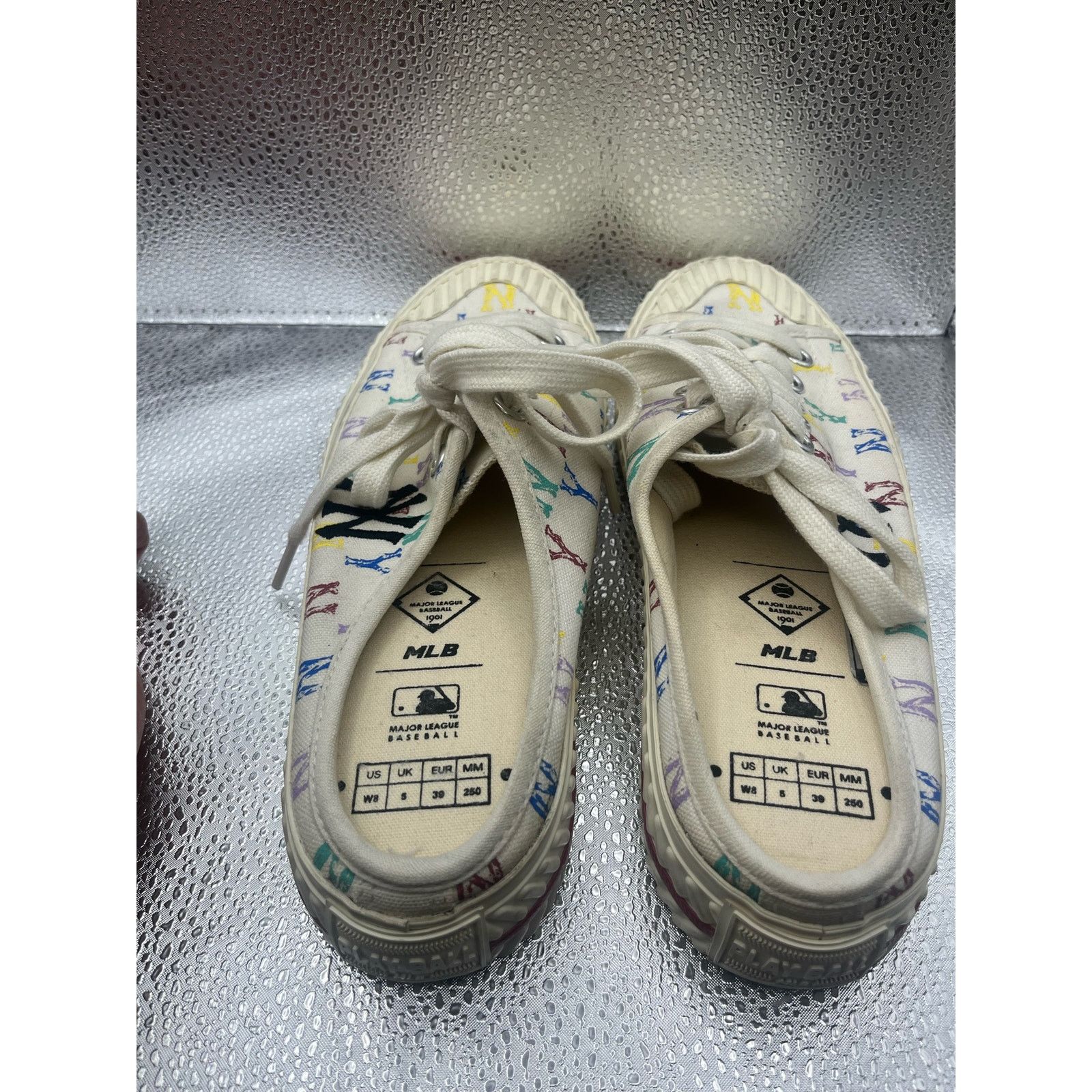 MLB MLB Play Ball Mule Monogram NY Shoes Sneakers Cream Size 8W Size US 8 / IT 38 - 5 Thumbnail