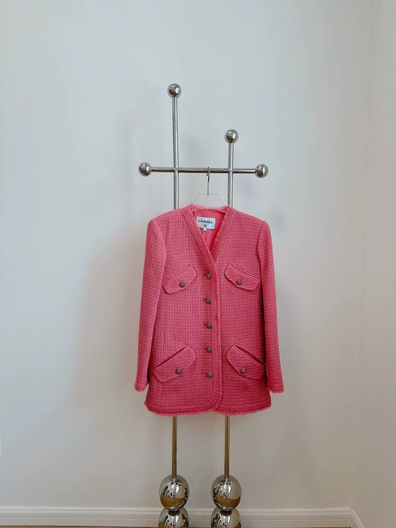 Chanel Chanel 20A watermelon red coat Size XXS / US 00 / IT 34 - 1 Thumbnail