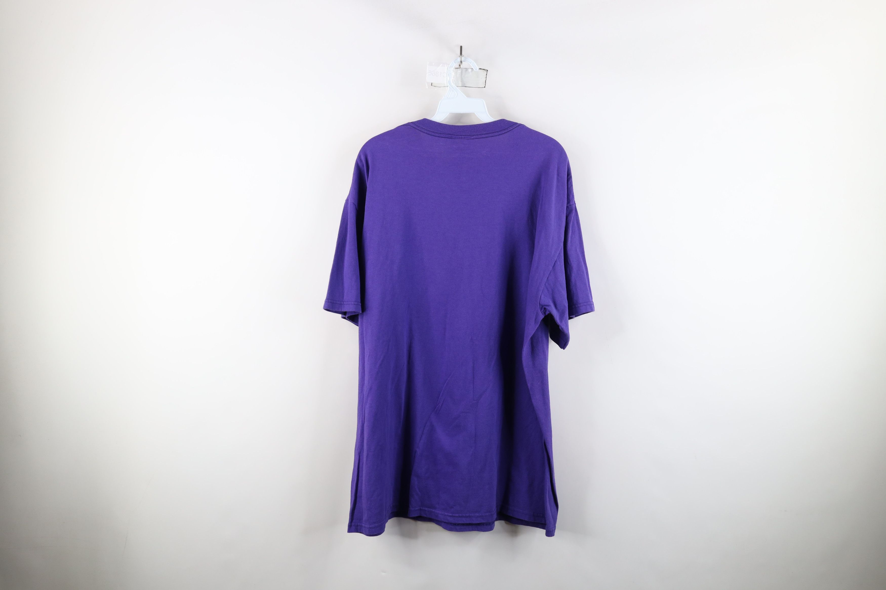 Vintage Vintage 90s Minnesota Vikings Football Short Sleeve T-Shirt Size US XL / EU 56 / 4 - 10 Thumbnail