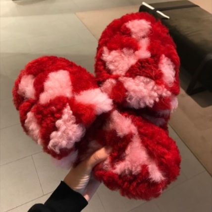 o1loc1c0324 690537 Resort Teddy in White & Red