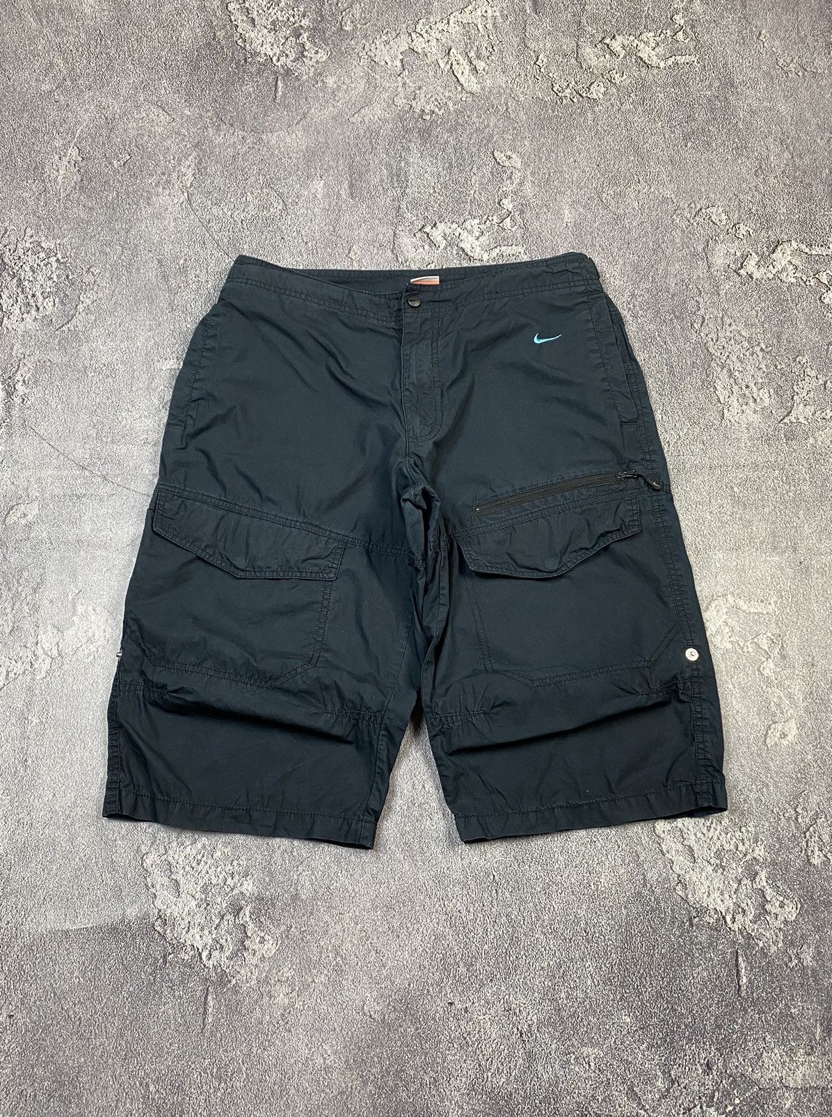 Nike Vintage 2000s Nike Navy 3/4 Shorts Y2K Streetwear Size US 33 - 1 Thumbnail