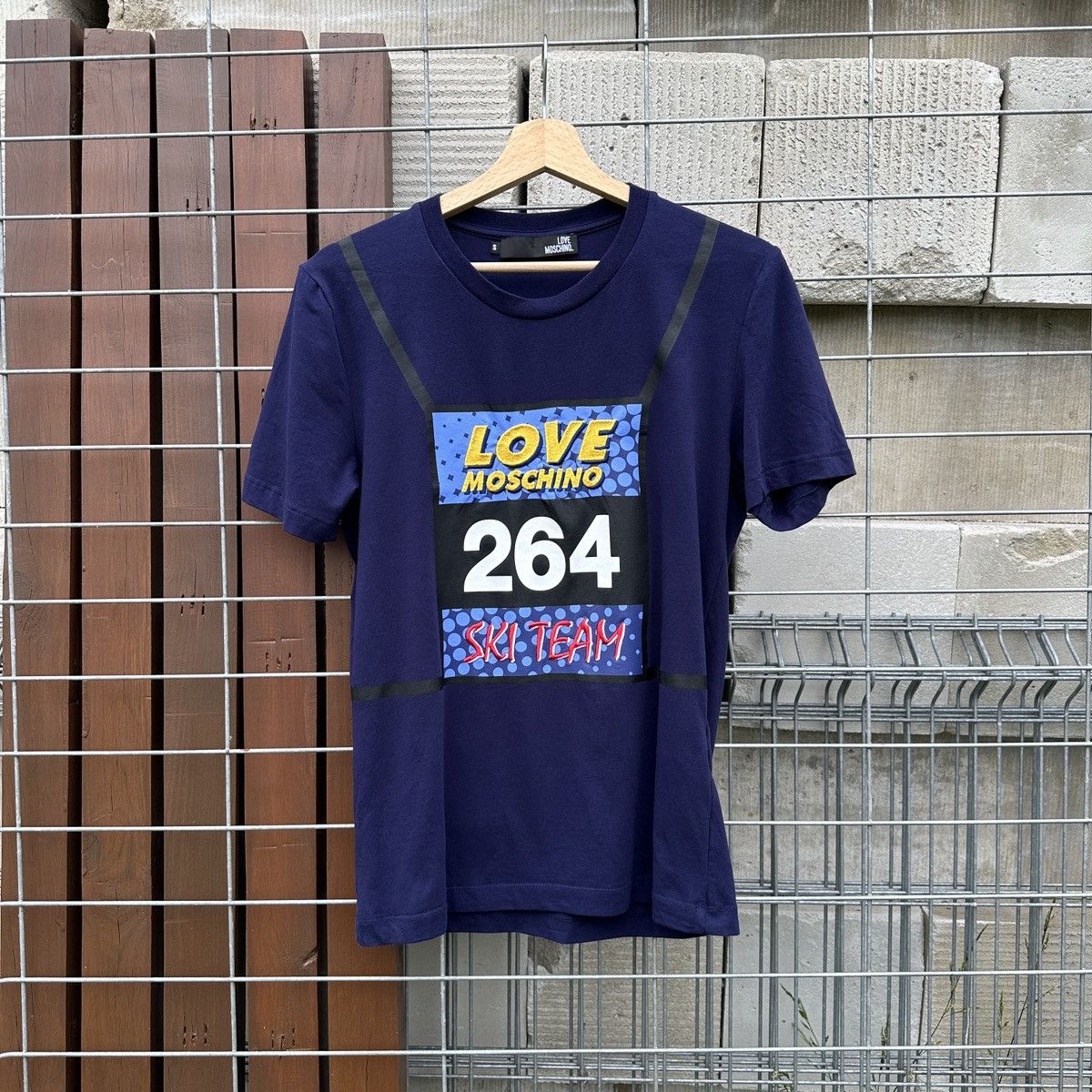 Love Moschino Ski Team 264 Team T-Shirt Luxury Rare S