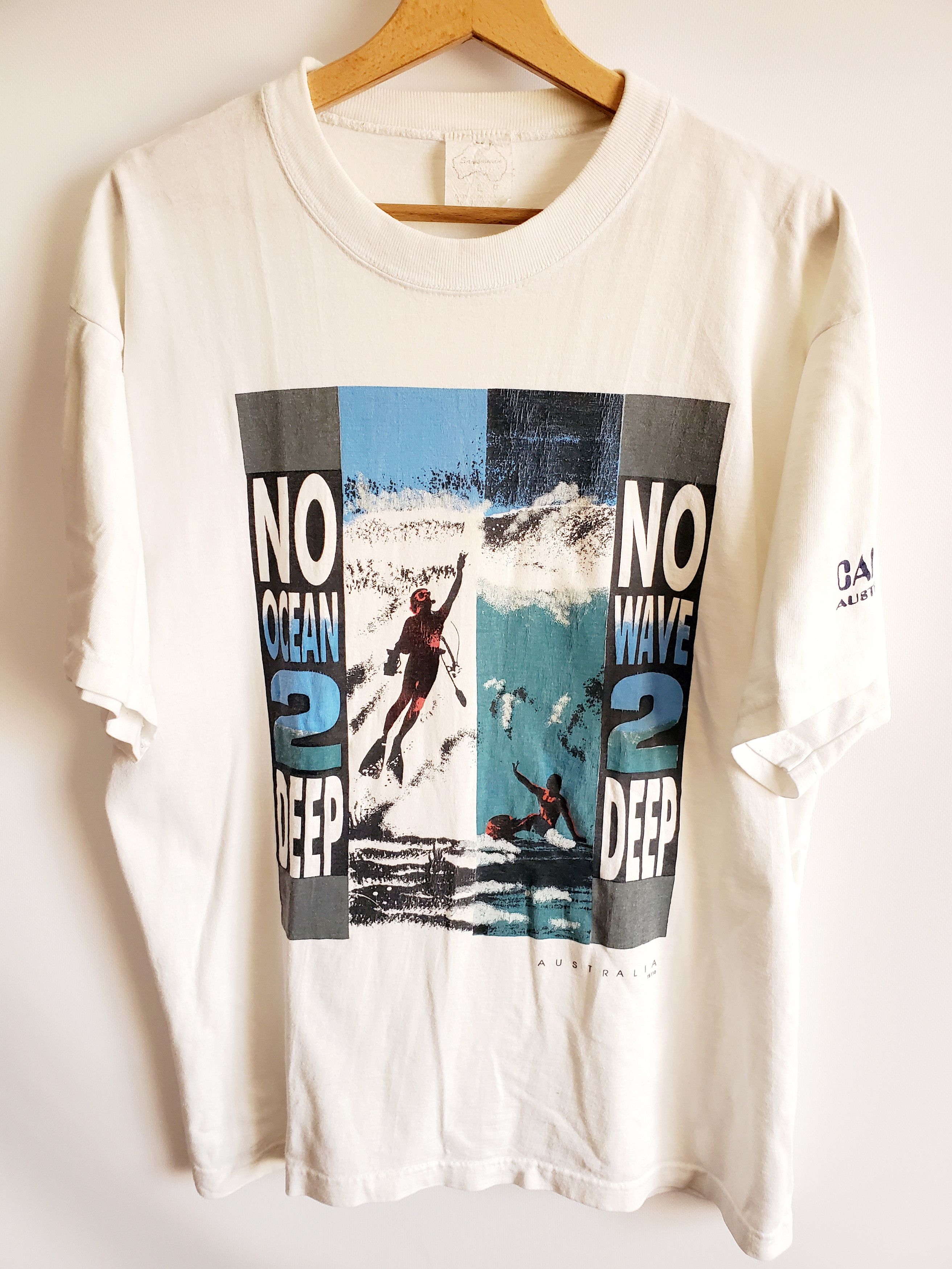 Vintage 90s Cairns Australia Surf Style Tee no wave 2 deep