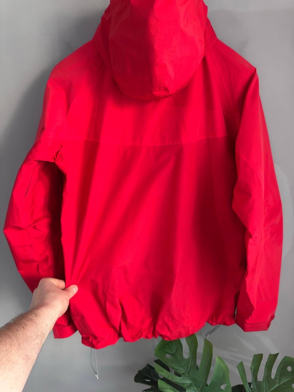 Mammut Mammut GORE TEX Pro Shell Women's Waterproof Jacket, Size L Size US L / EU 52-54 / 3 - 23 Thumbnail