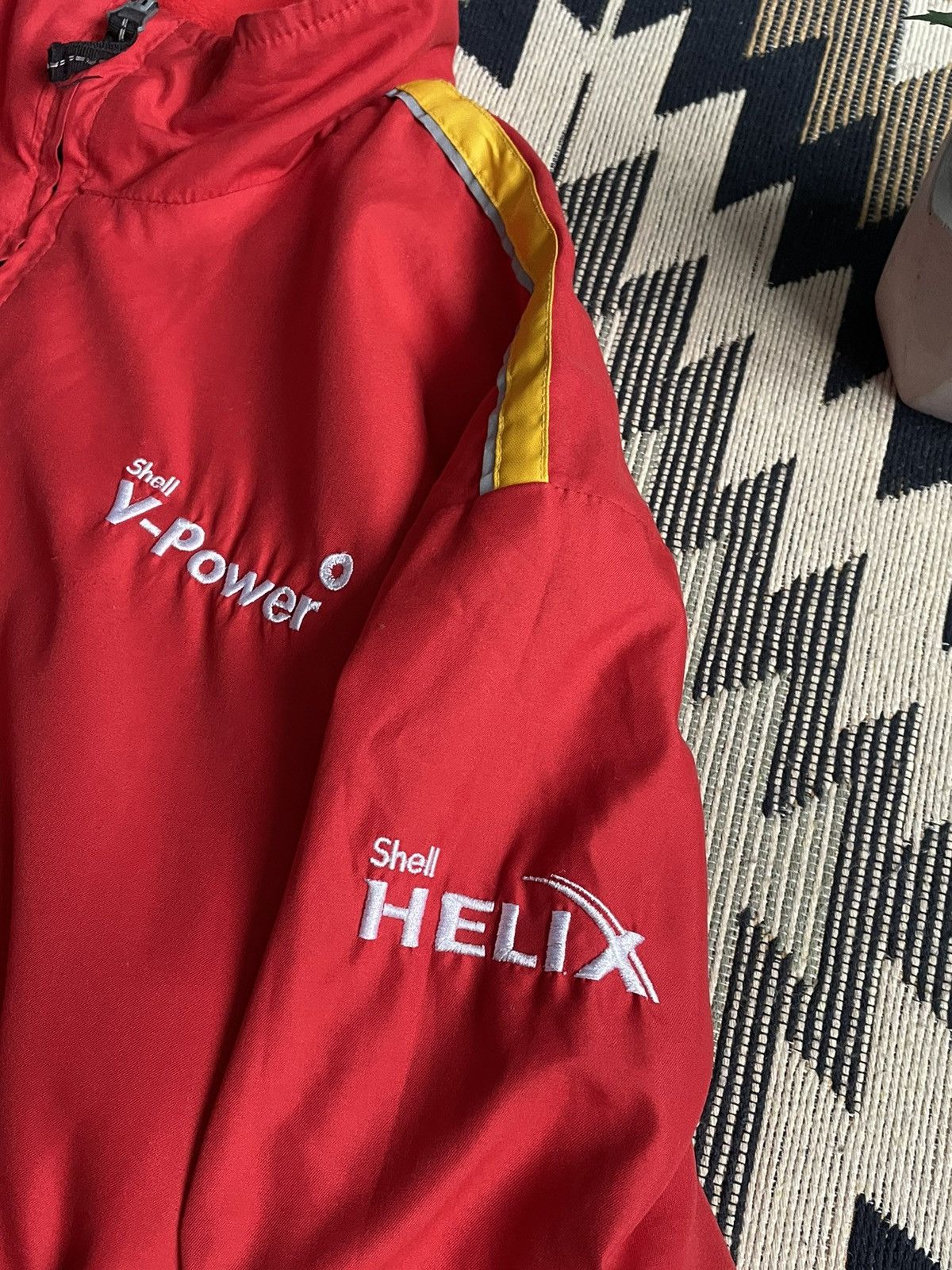 Ferrari × Vintage Vintage Ferrari Nylon V-Power Shell Logo Jacket Size US L / EU 52-54 / 3 - 7 Thumbnail