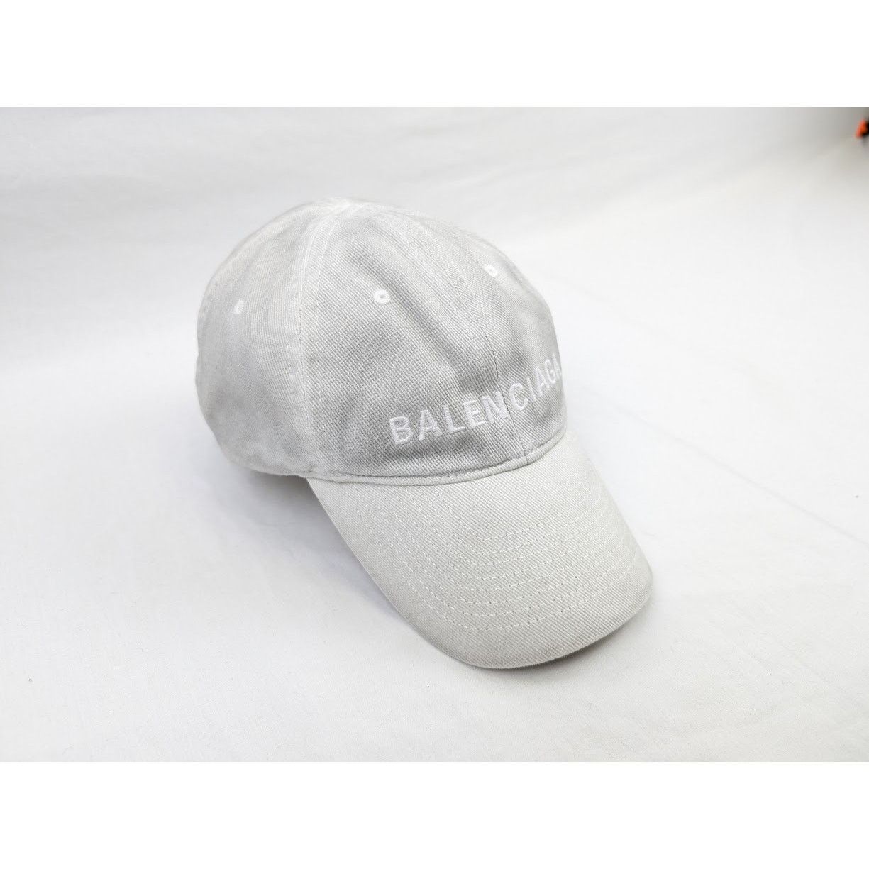 Balenciaga o1rshd1 Size: S / Logo Hat/Cap in White Size ONE SIZE - 6 Thumbnail