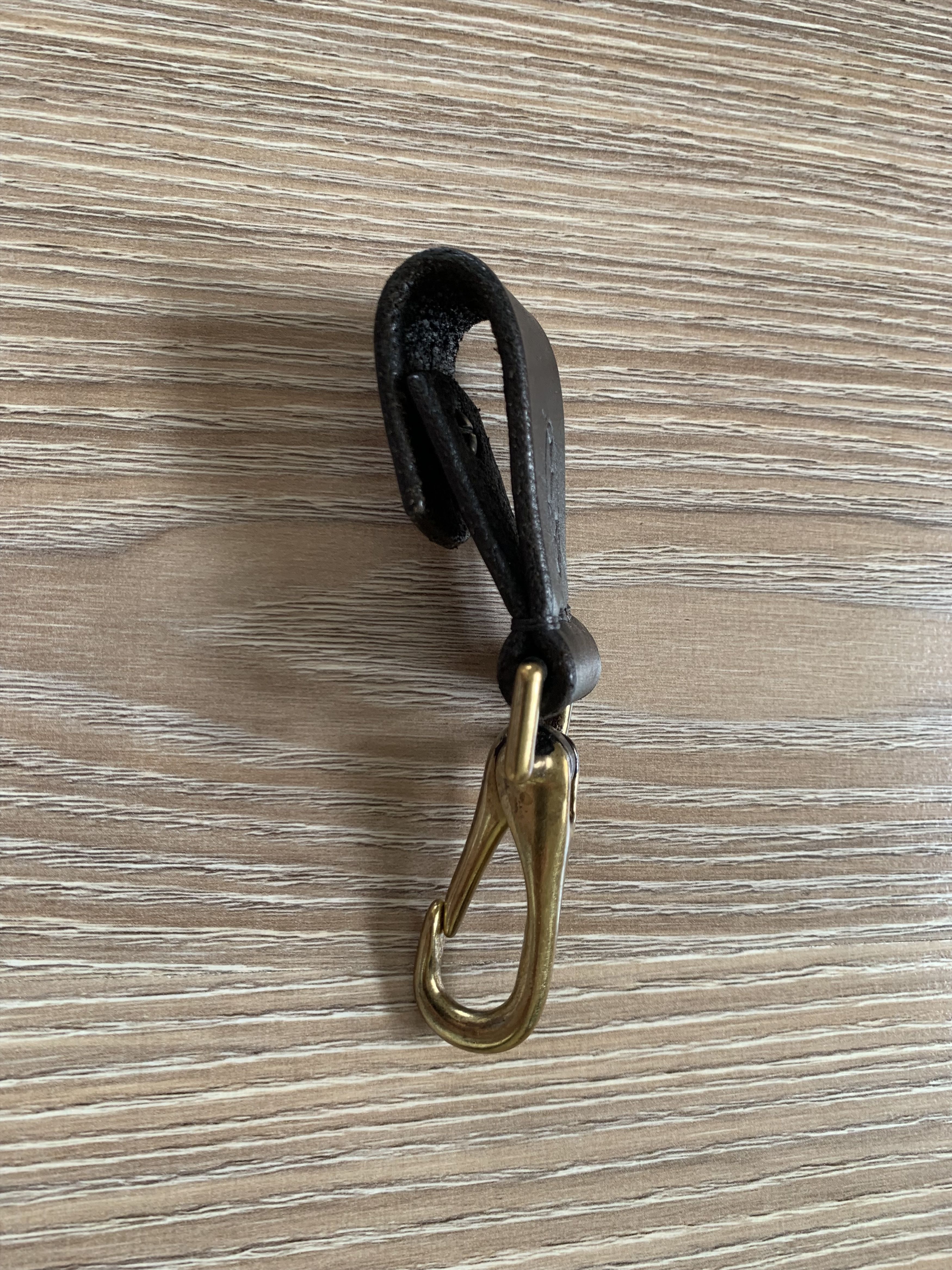Handmade Leather Keychain With Shark Embossing Size ONE SIZE - 5 Thumbnail