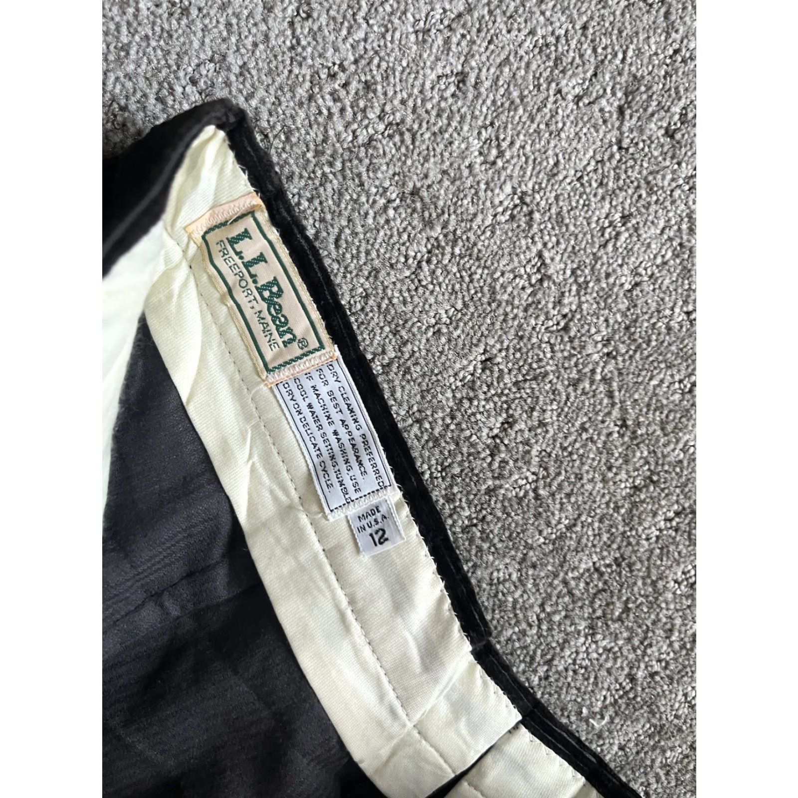 Vintage VINTAGE L.L. Bean Womens Pleated High Waisted Tapered Corduroy Pants Sz 12 Black Retro Casual Dress Pants Size 34" / US 12 / IT 48 - 5 Thumbnail