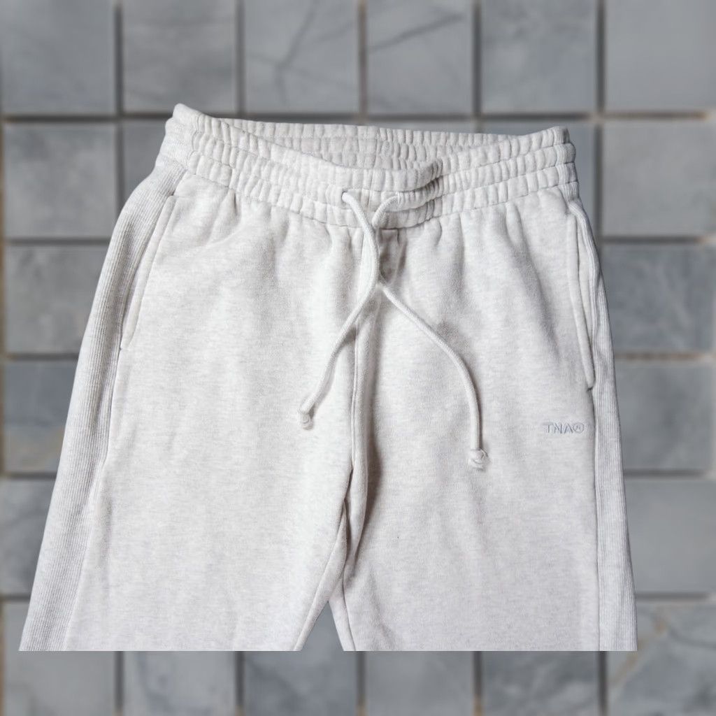 TNA TNA Sweatpants Womens XS Gray Cozy Fleece Boyfriend Fit Jogger Lounge Pants Size 26" / US 2 / IT 38 - 1 Thumbnail