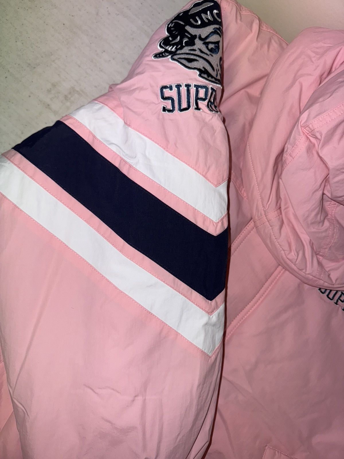 Mitchell & Ness × NCAA × Supreme Supreme Mitchell & Ness NCAA UNC Hooded Stadium Jacket Size US S / EU 44-46 / 1 - 8 Thumbnail