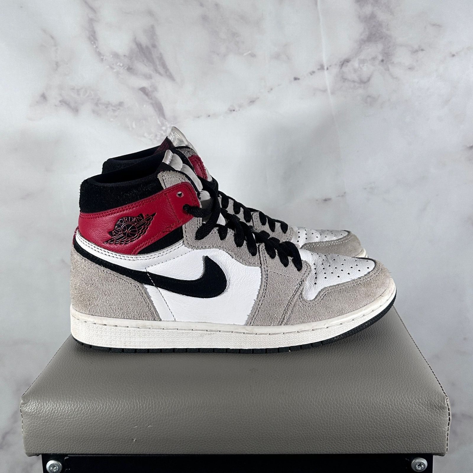 Jordan Brand Nike Air Jordan 1 Retro High Smoke Grey Size US 8 / EU 41 - 7 Thumbnail