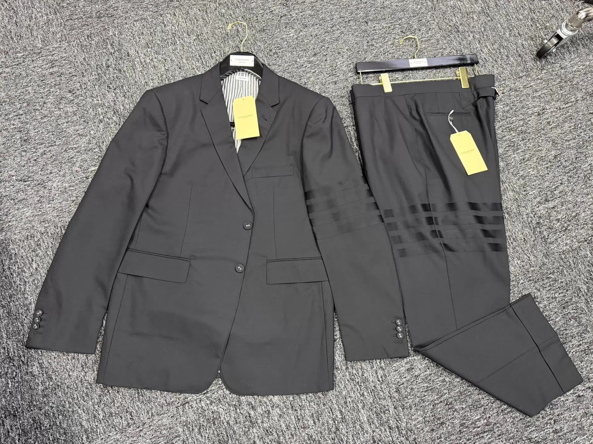 Thom Browne Thom Browne Men's MTM 4-Bar Black Wool Suit Size US XL / EU 56 / 4 - 3 Thumbnail