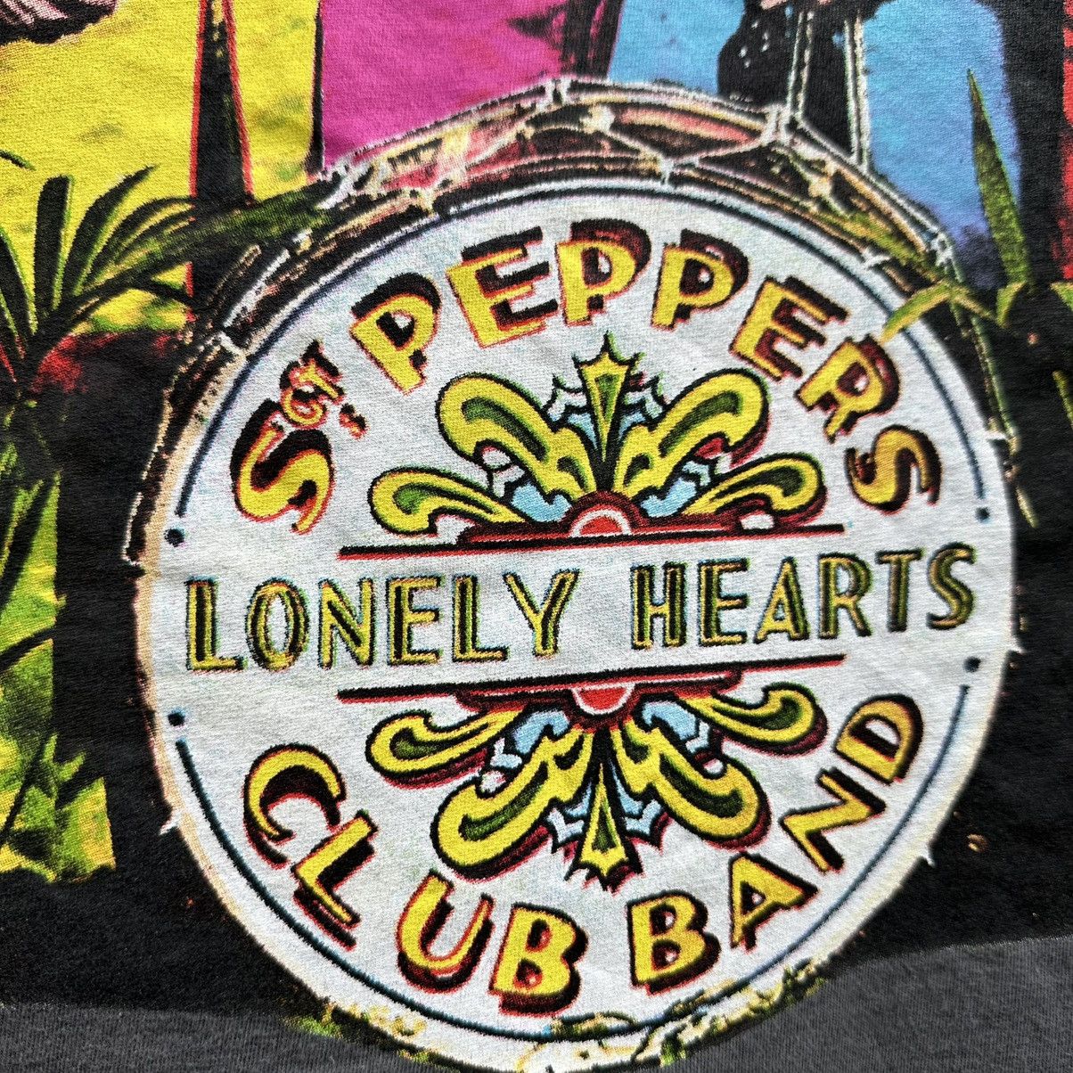 Band Tees × Vintage Vintage The Beatles Lonely Hearts Graphic Tee Size US XL / EU 56 / 4 - 4 Thumbnail