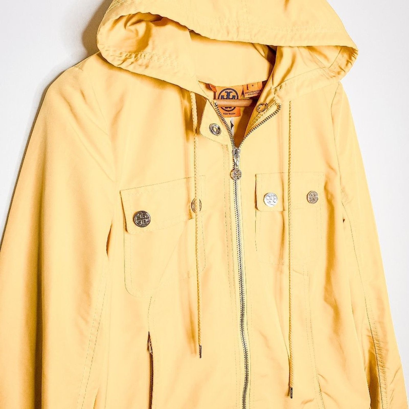 Tory Burch Tory Burch Yellow Rain Jacket Cargo Pocket Logo Coat Sz 6 Size M / US 6-8 / IT 42-44 - 2 Thumbnail