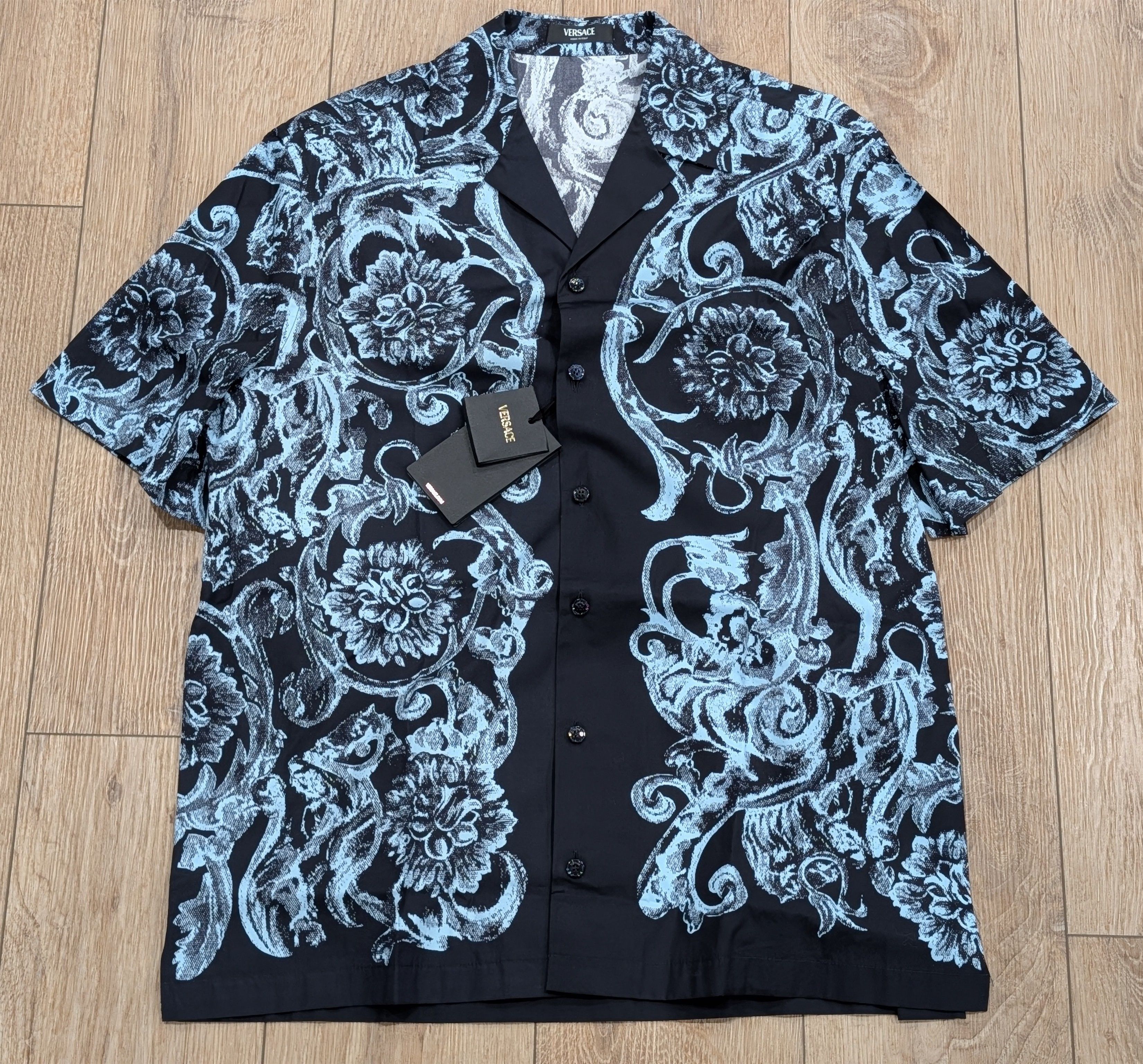 Versace VERSACE Baroque Stencil SS Button Up Shirt Navy 48 US Medim Size US M / EU 48-50 / 2 - 1 Thumbnail