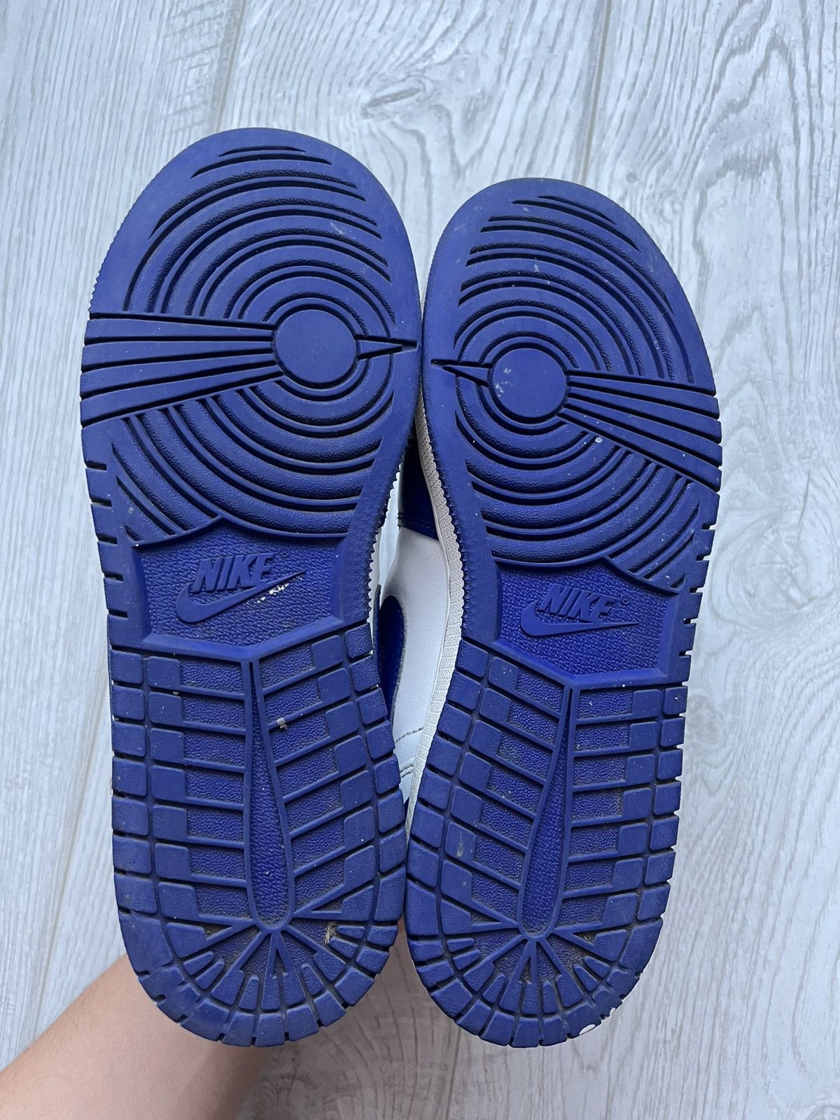 Jordan Brand Nike Air Jordan 1 Mid Geometric Blue White Size US 6.5 / EU 39-40 - 11 Thumbnail