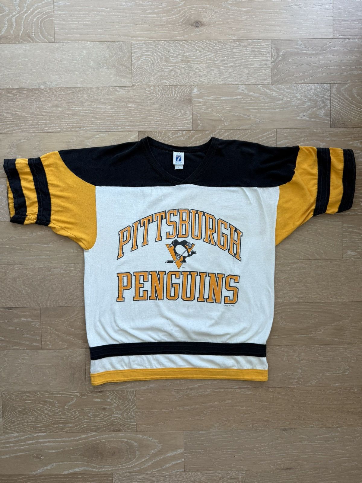 Logo 7 Vintage Pittsburgh Penguins NHL shirt Size US L / EU 52-54 / 3 - 2 Thumbnail