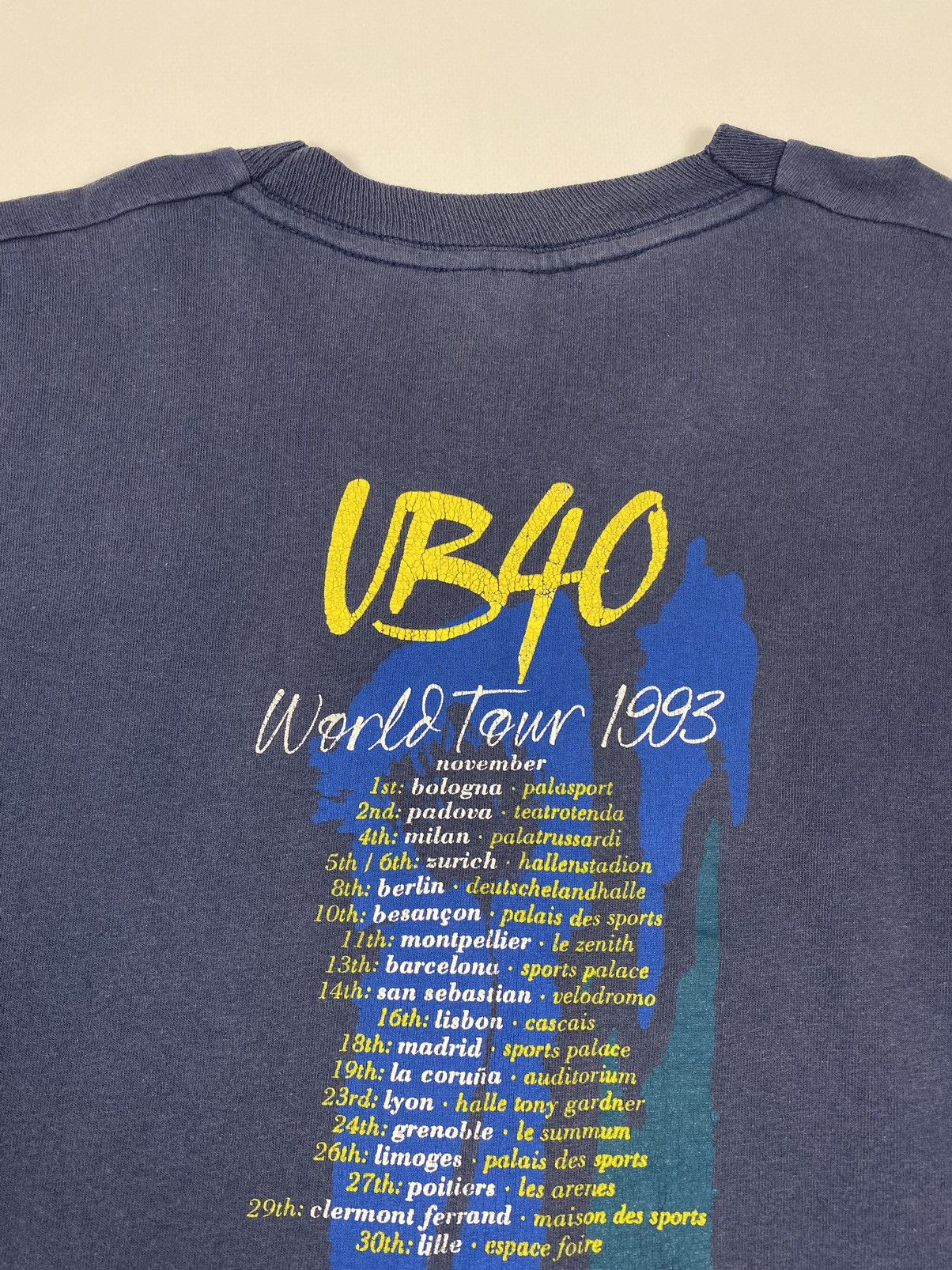 Band Tees 1993 Vintage Thrashed UB40 Promises And Lies World Tour Tee Size US XL / EU 56 / 4 - 9 Thumbnail