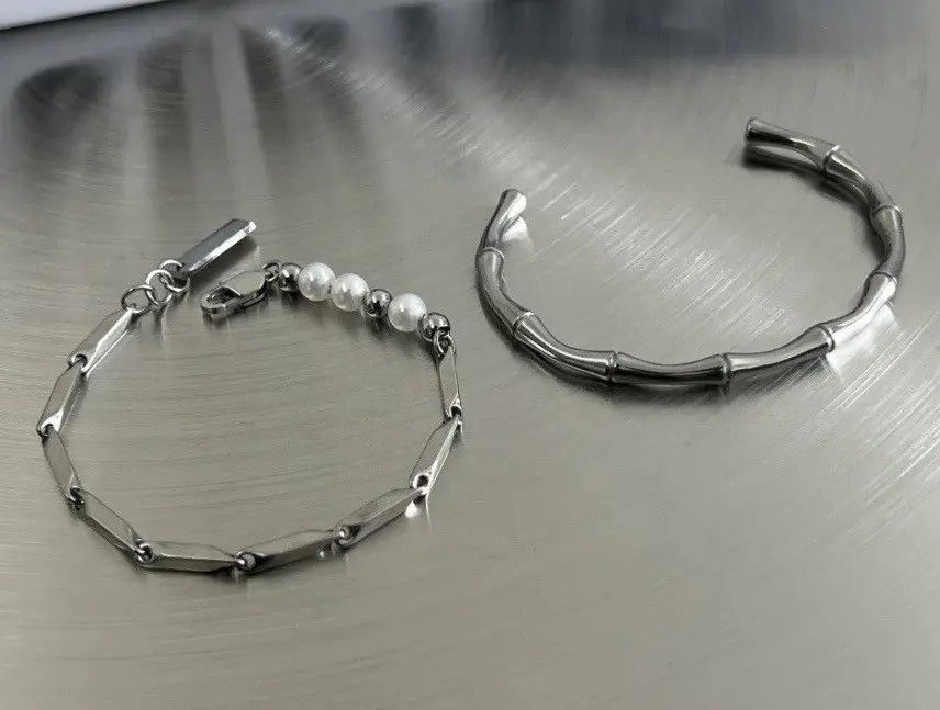 Japanese Brand × Jewelry Retro punk minimal modern pearl 2pcs bracelet set Size ONE SIZE - 5 Thumbnail