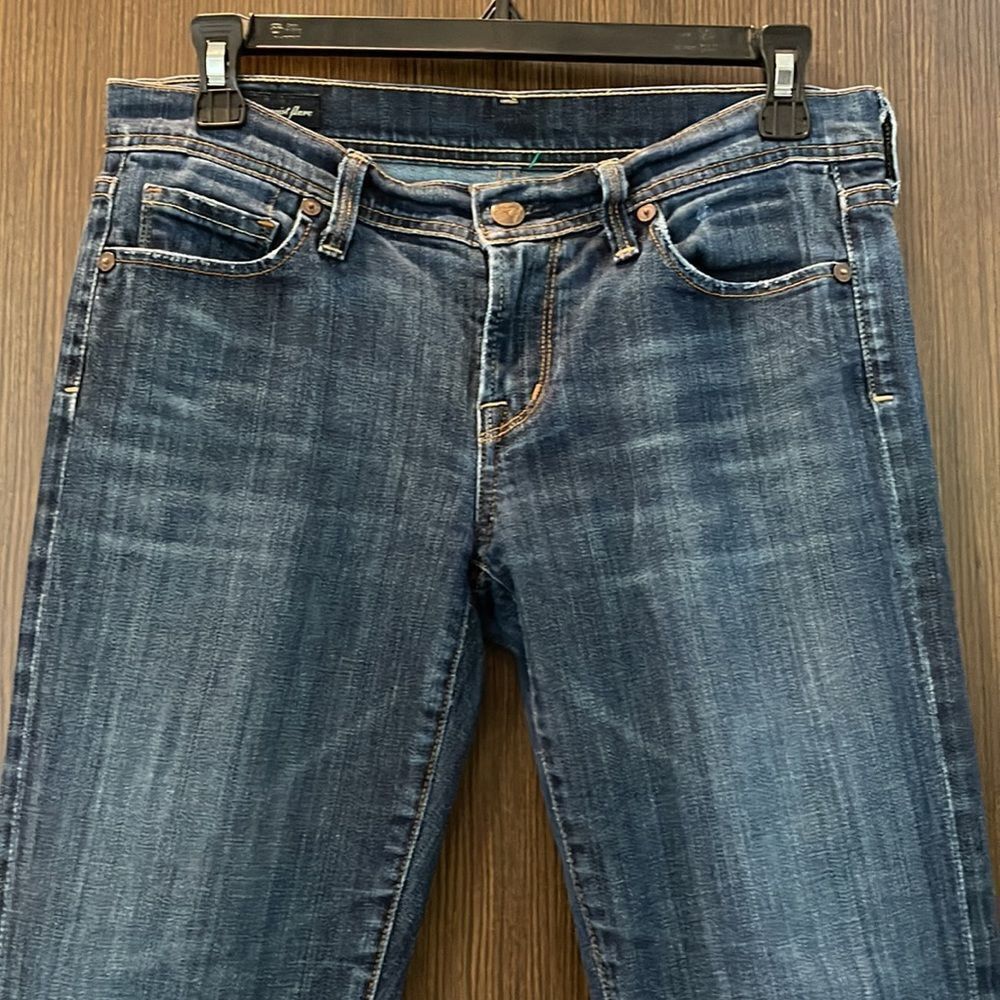 Citizens Of Humanity Citizens of Humanity Ingrid low waist flare distressed medi Size 31" - 2 Thumbnail